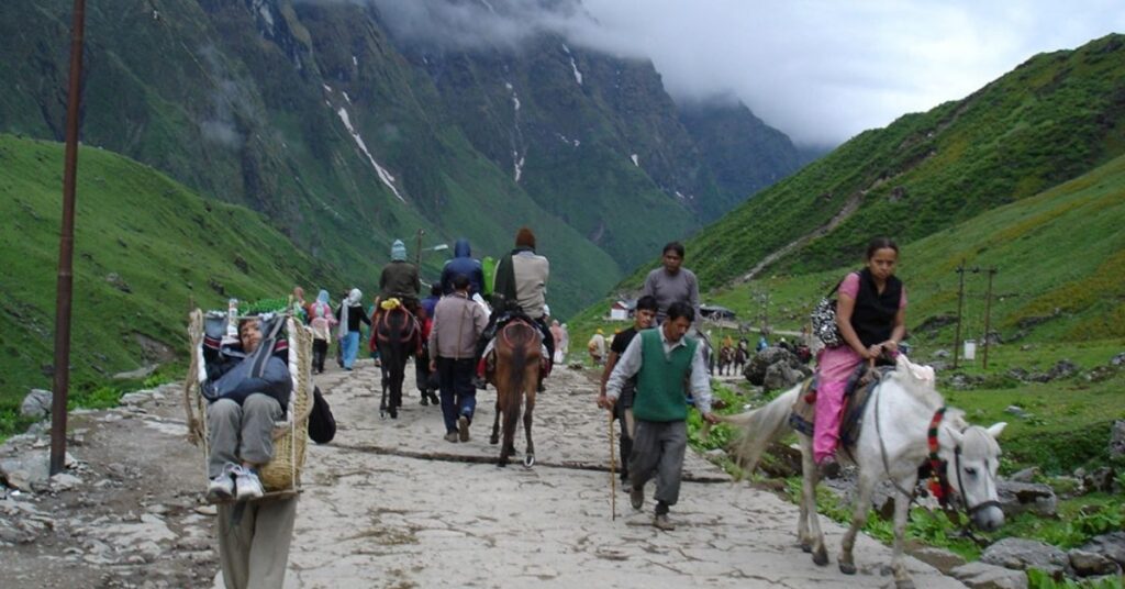 CHARDHAM YATRA: YUMNOTRI - GANGOTRI - KEDARNATH - BADRINATH 1